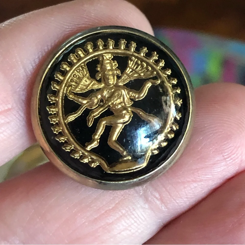 Vintage 60s Sarah Coventry Balinese dancers cuff links